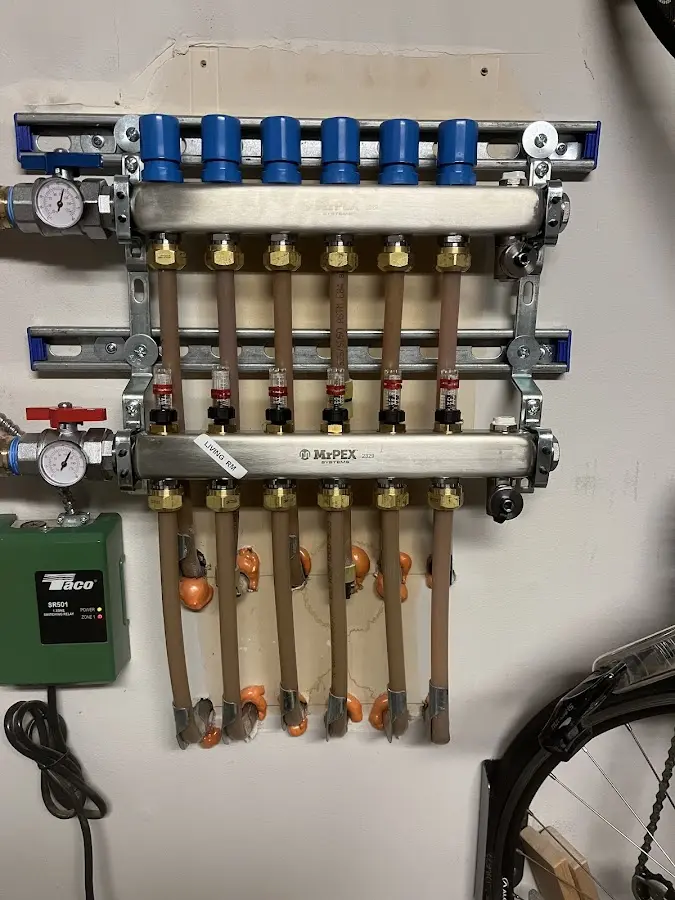 Plumber performing Sink Repair at a residential property in Banning